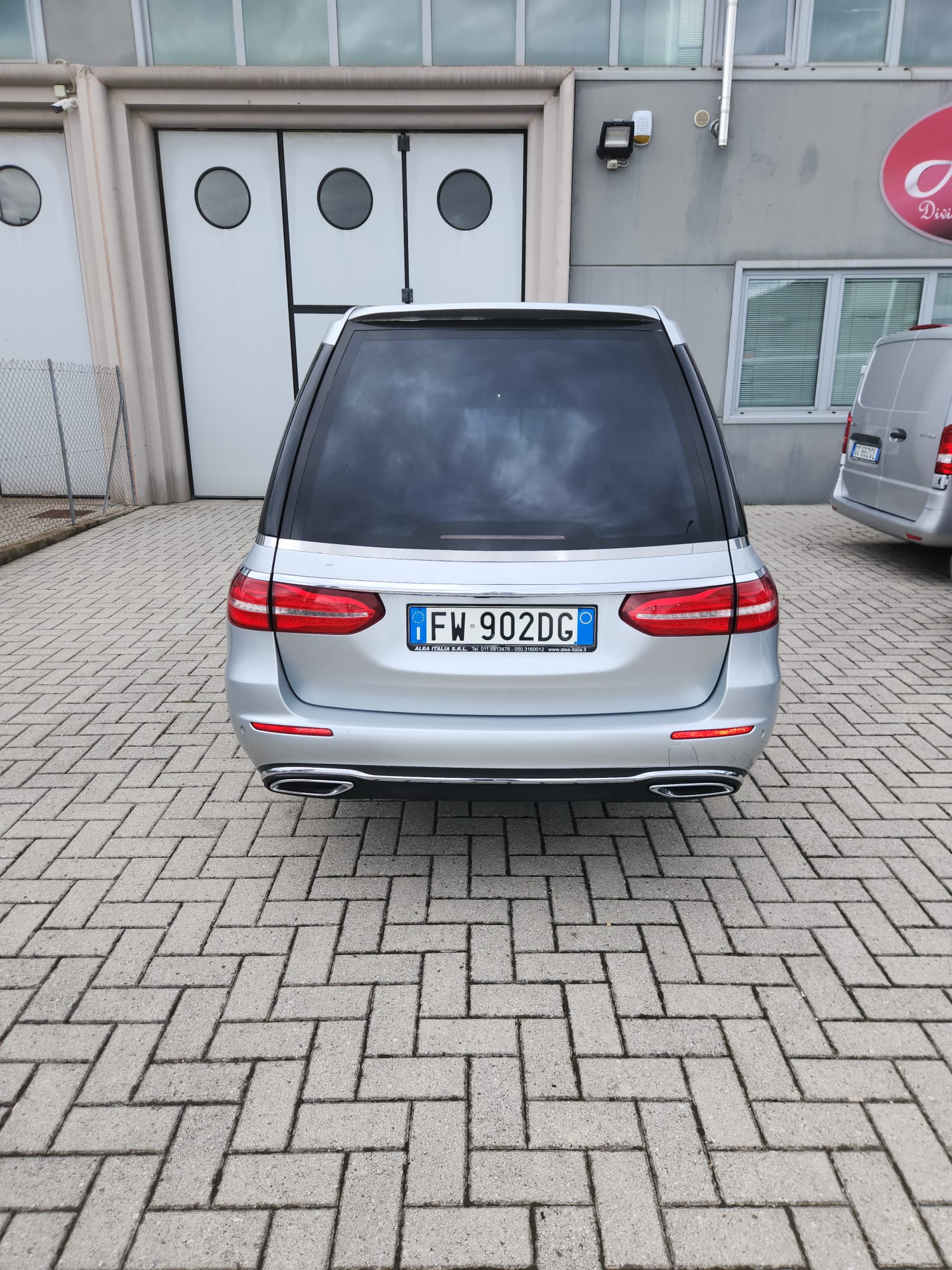 AUTOFUNEBRE MERCEDES W213 SCHEDA 327_F